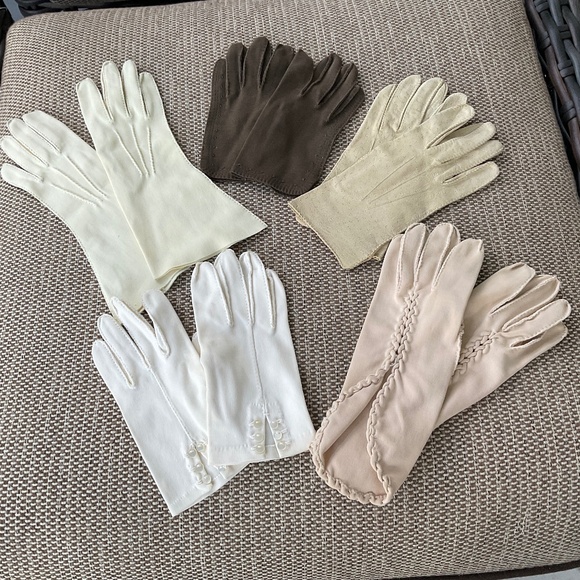 Vintage Accessories - 7 pair vintage gloves,neutral colors.Medium.